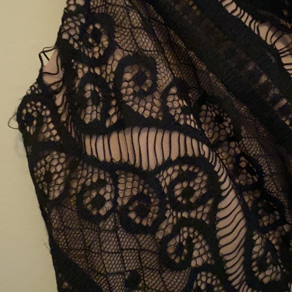 Jessica Howard lace dress black at the bottom size 6P - Picture 9 of 9